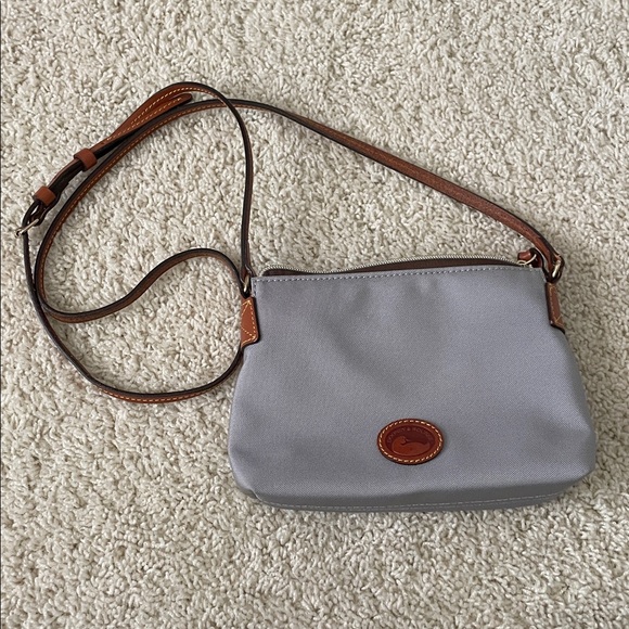 Dooney & Bourke Grey Canvas Pouchette Crossbody Bag Handbag Purse - Picture 1 of 8